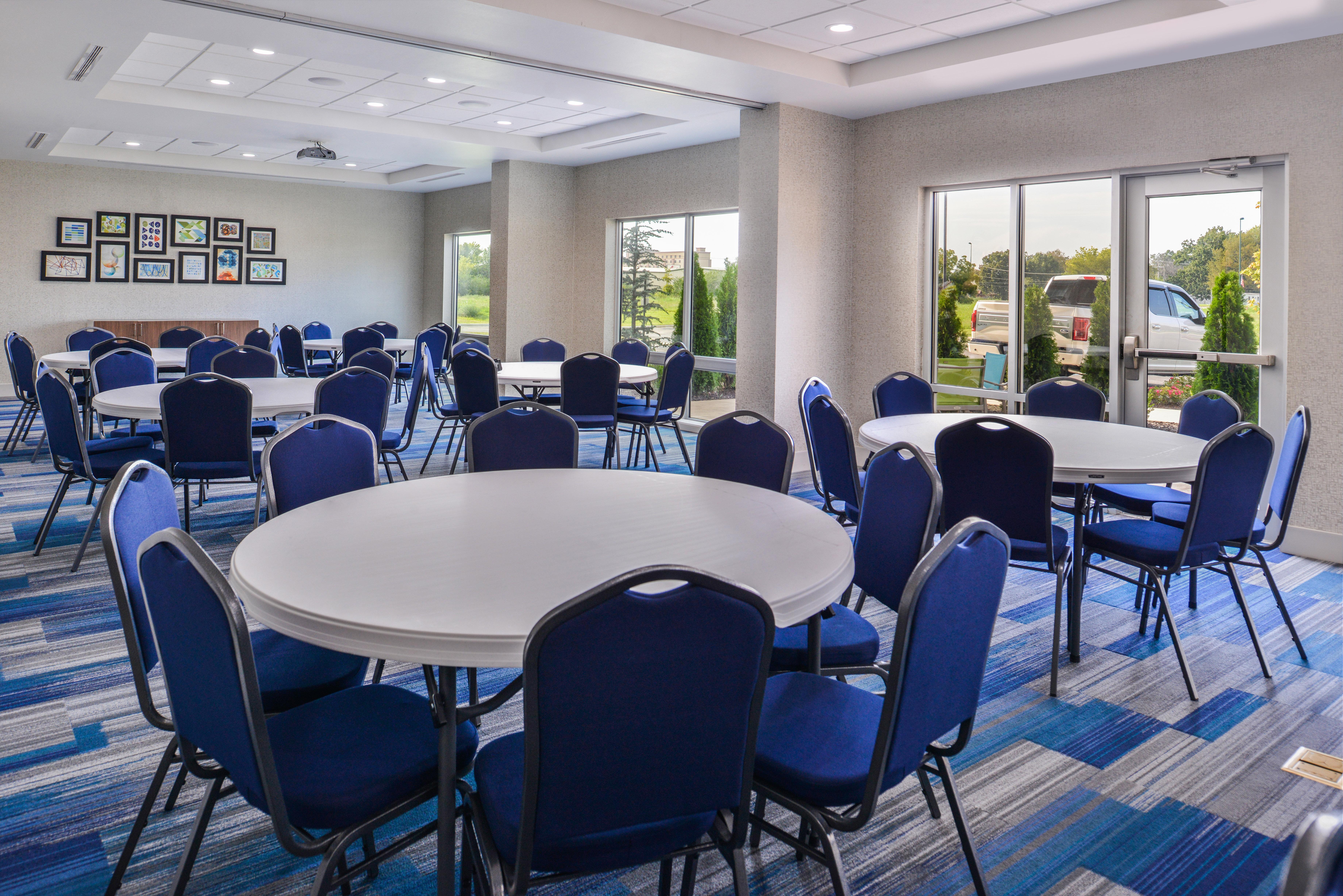 Holiday Inn Express & Suites - Siloam Springs By Ihg Екстер'єр фото